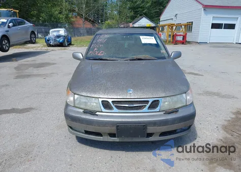 2001 Saab 9-5 z USA, uszkodzony, nr VIN YS3ED48E713026542